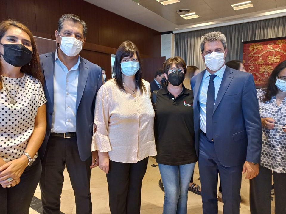 MES DE LA MUJER TRABAJADORA